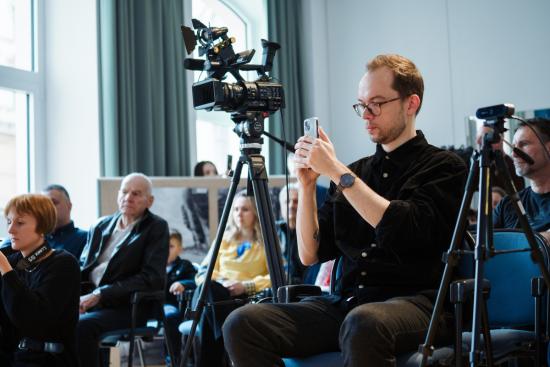 Pressekonferenz in der Blumenfabrik