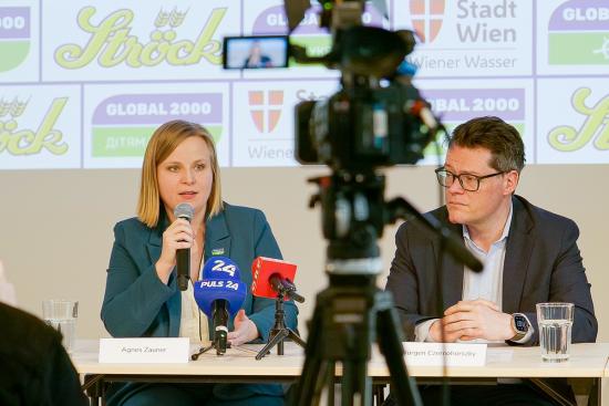 Pressekonferenz in der Blumenfabrik